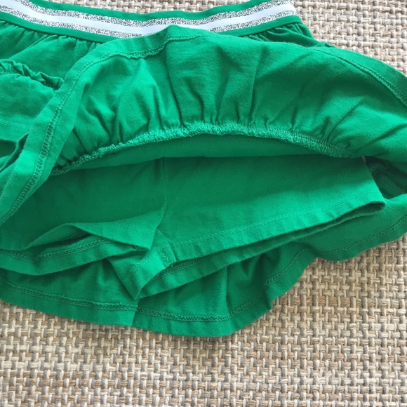 Mini Boden Skort (size 2-3) - Picture 3 of 4